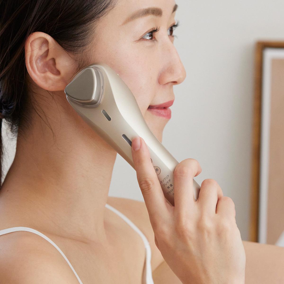 Panasonic イオン美顔器 イオンブースト EH-ST99」のサブスク