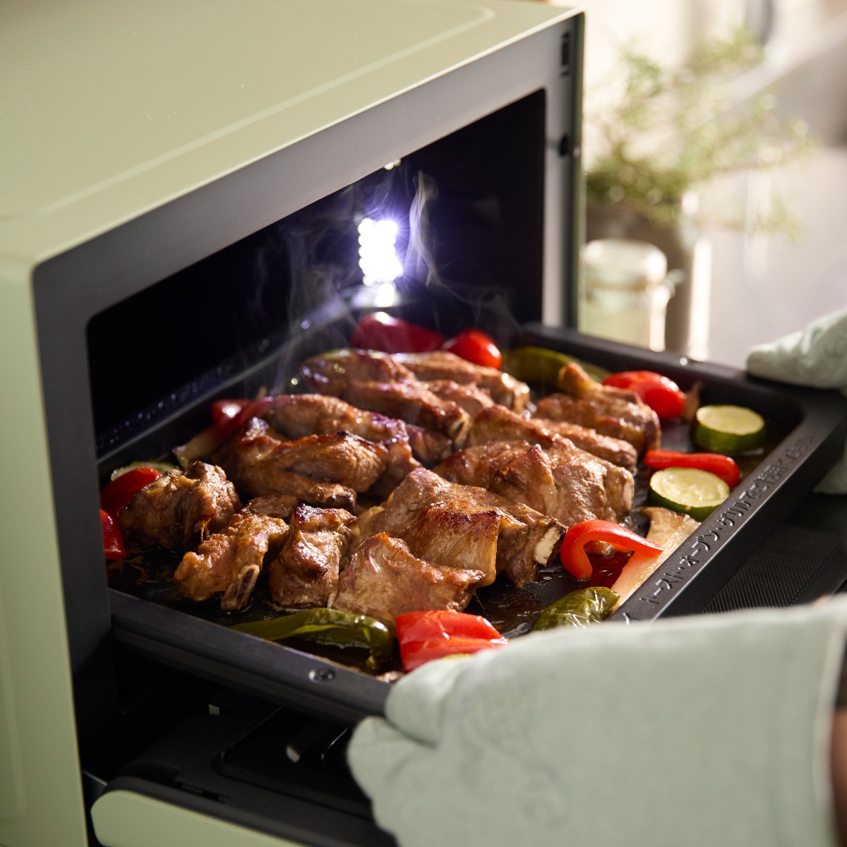 Aladdin グラファイトオーブンレンジ AEM-G14A【注目7選】」のサブスク